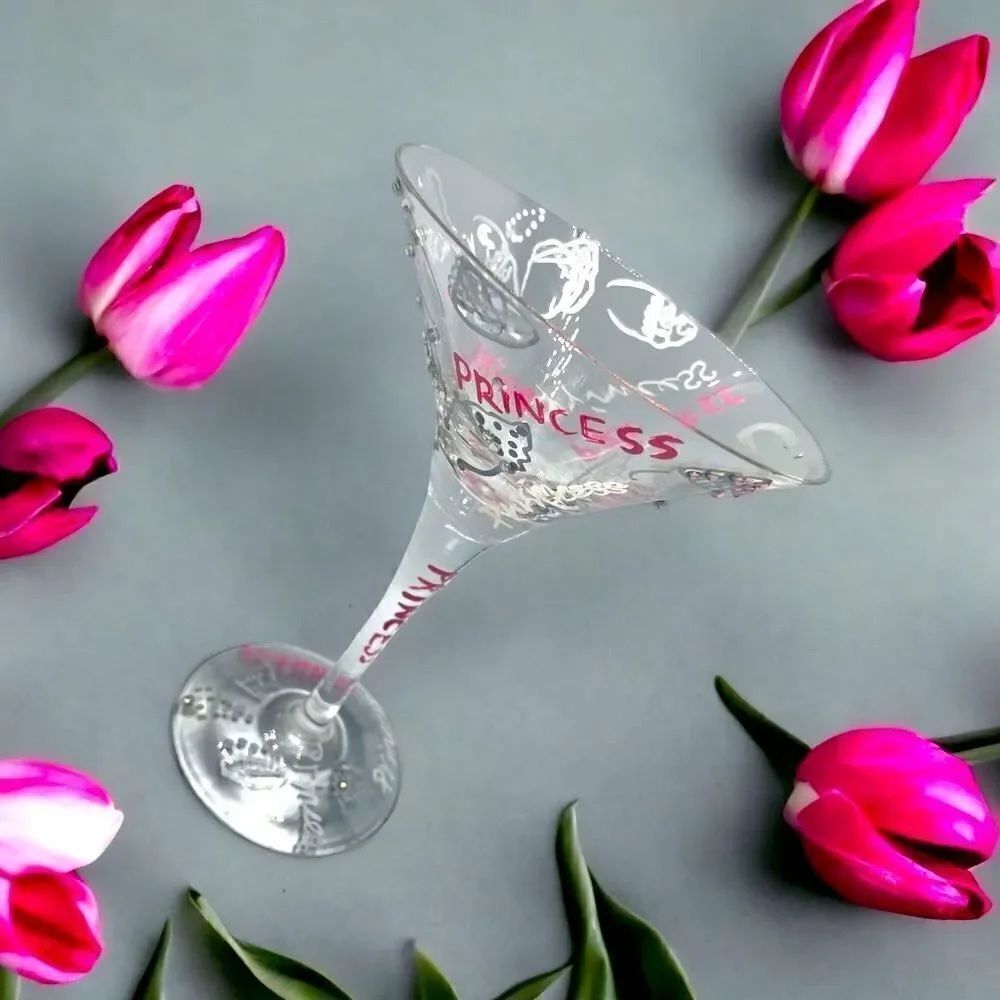Lolita l Love My Martini l Princess l Collectable l Martini glass l Hand-painted